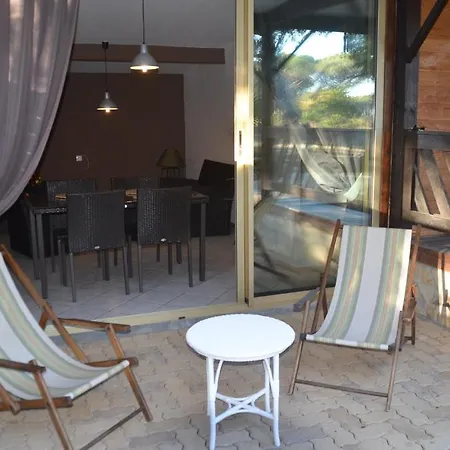Les Les Mayombes Semesterbostad Roquebrune-sur Argens